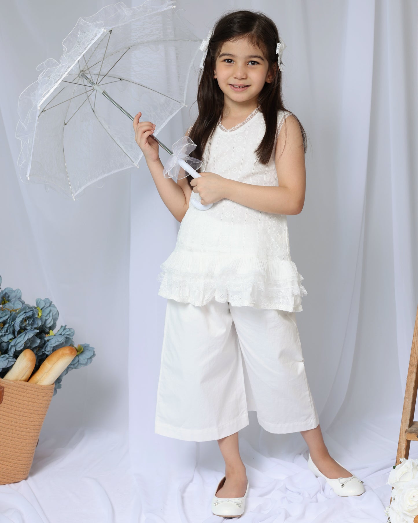 White Midi trouser