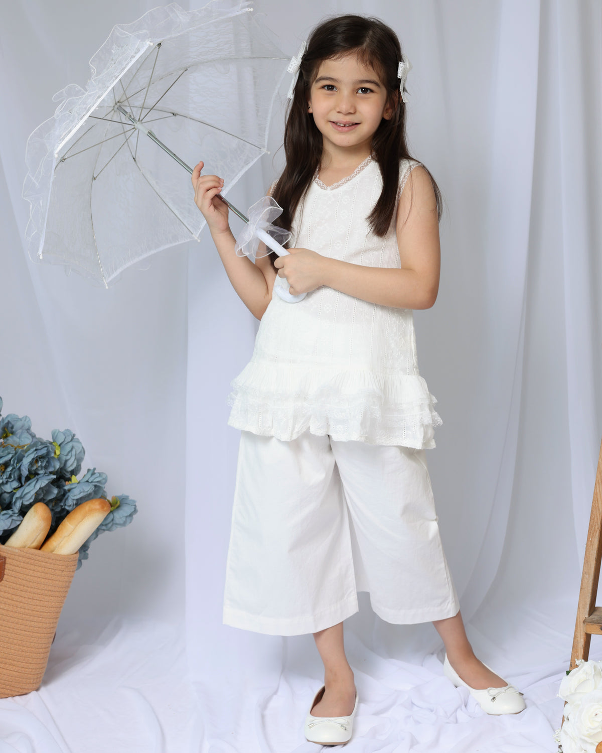 White Midi trouser